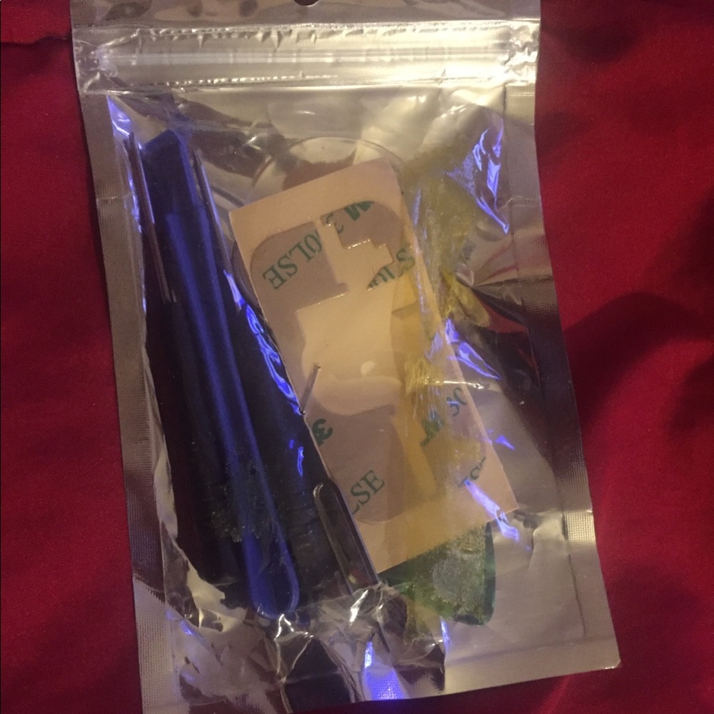 iPhone reassembly tools